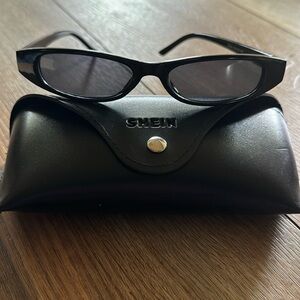 SHEIN SUNGLASSES WITH CASE